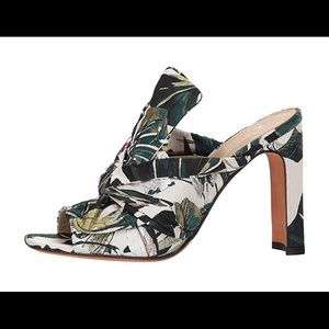 Marc Fisher Hogan Mule